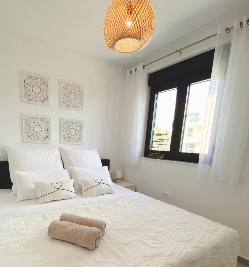 אוקרוג גורניי Apartment Agnes With 63 M2 Rooftop Terrace, Grill And Pool מראה חיצוני תמונה