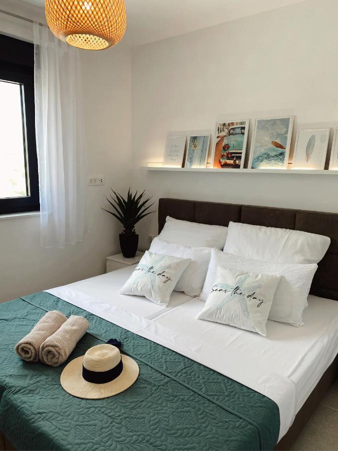 אוקרוג גורניי Apartment Agnes With 63 M2 Rooftop Terrace, Grill And Pool מראה חיצוני תמונה