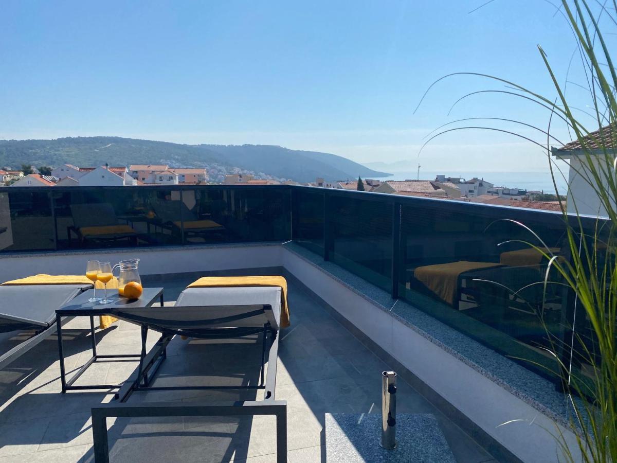 אוקרוג גורניי Apartment Agnes With 63 M2 Rooftop Terrace, Grill And Pool מראה חיצוני תמונה